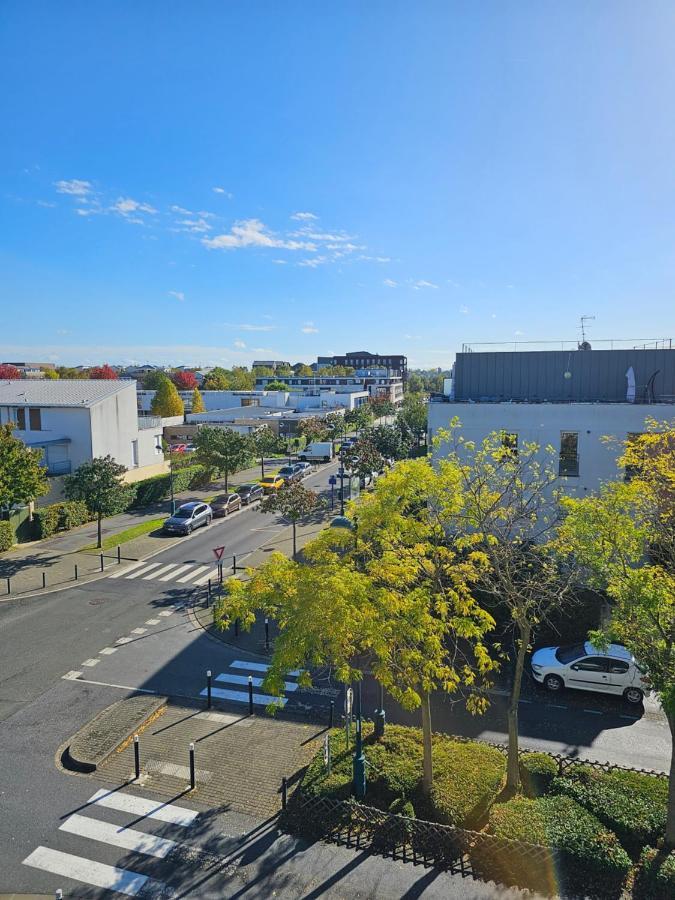 Stylish Rooftop Avec Terrasse A 2Pas De Disney Paris Montevrain Exterior photo